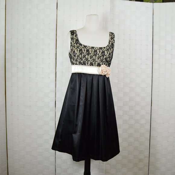 Byer California Dresses & Skirts - Byer California Black Lace/Satin Skirt Dress, sz 5